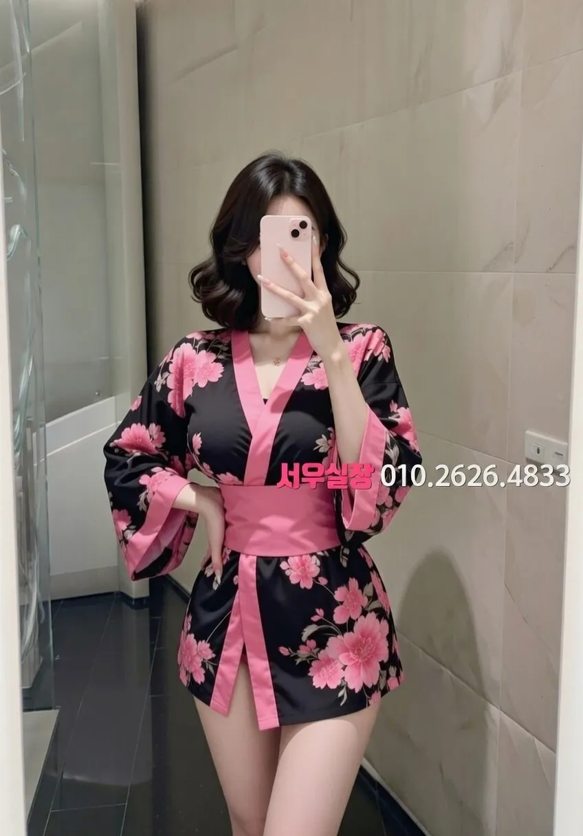 신논현 쓰리노 프리미엄 라인업 31번 프로필