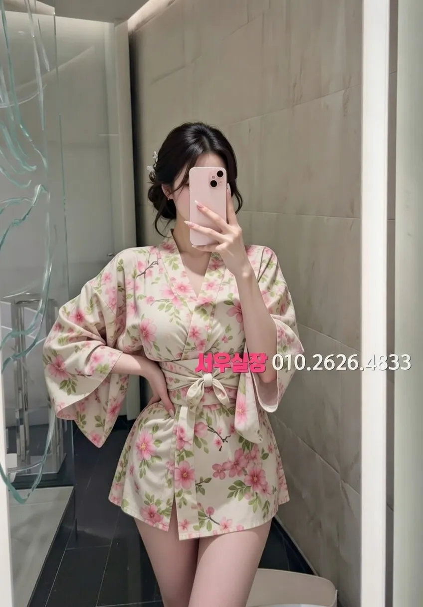 신논현 다국적 프리미엄 라인업 6번 프로필