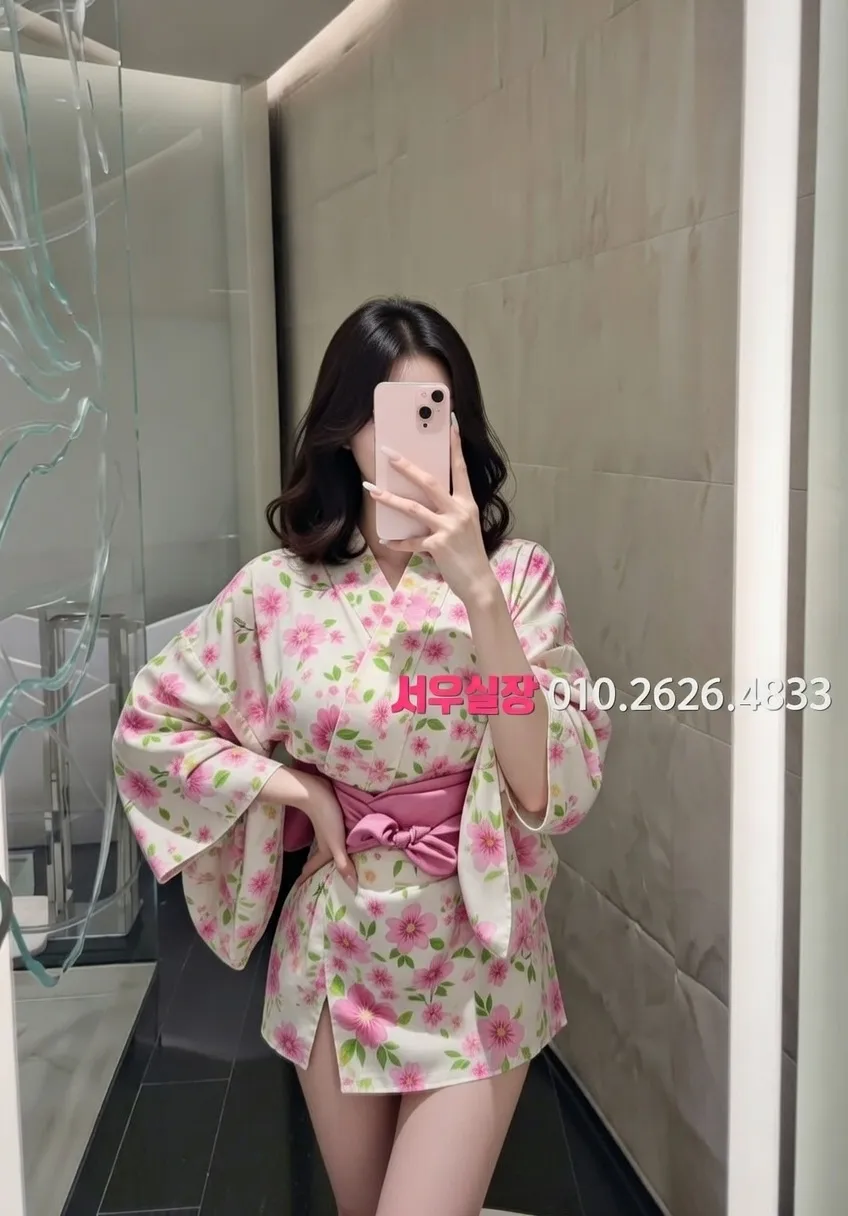 신논현 쓰리노 프리미엄 라인업 38번 프로필